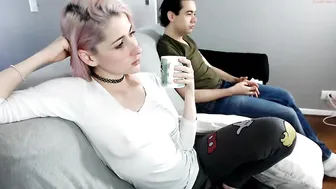 sweettrixie  Showed her dirty pussy in fries