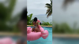 Roberta Cortes onlyfans 5f57d8f5f2f587888340d source