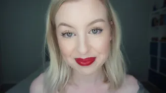 Mystie Mae Giantess Plays with Little Man ManyVids