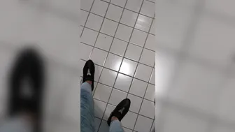 hornynwet Jeans and ass on a public toilet ManyVids