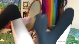 redxxxsuede 09 12.2020  1 Self worshipping my lil toes with licks fake dicks