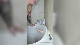 k.hendrixxx 05 12.2020  9 Sucking and wishing it was a real cock