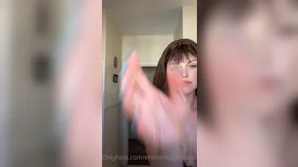 emmamagnoliaxo 25 07.2020 I m clumsy oops interrupting the video that onlyfan
