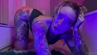 ava_austen 31 10.2020  47 Happy Halloween Twerk big booty pussy play