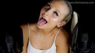 amyrosebutt 06 04.2020  1 ASMR Only fans Shirt Scratching Everyone's been askin