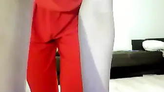 sweetmaisy  Bored at home, decided to masturbate pussy