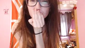 ihatethebeachh  webcam show