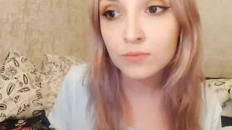 jolie_sky  mfc hooker with new sex toy