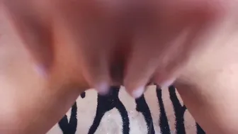 MatyaBrett completely naked cum show play with a vibrator with their pussy  masturbates on cam