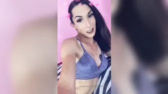 Melanie Brooks  (Vert.) (3)