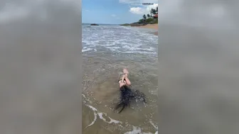 solazola 12 06 2020 46843484 rode the waves