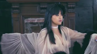 Jasmine Mendez & Astro Domina When Push Comes To Shove