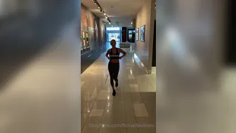 hotwifesisters 01 05 2020 36198208 Hey loves what would you do