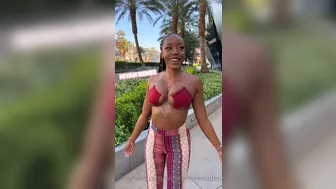 niyahreneenudes Don t be afraid to message me. I don t bite. I m always down 23076645