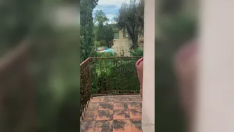 Emmanuelle Noire 5f27df120eb14af47ad58 720p