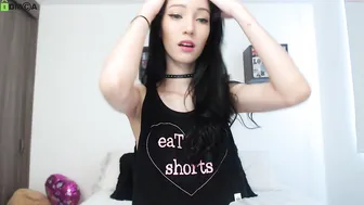 violett_bray  get her wet  pussy hole