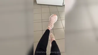 Young Goddes onlyfans_0gq8wqirp3kmj0irnufeo_source