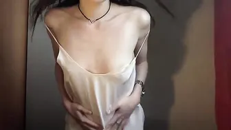elizajuice  Lascivious female fucks herself