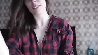 bee_la  CB Solo Fucking On Cam