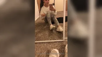 Daddy Destiny onlyfans Forgot I took this shoe removal vid