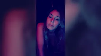 Coco Vandi onlyfans 5e8a6f85e728276bdbe8c source