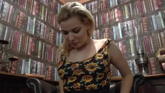 ManyVids.com  Bad Dolly Belly Button Fun in the Library