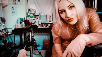 Mistress Euryale Chastity Toy Gets Machine Fucked