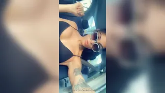 Kendall Vuitton (Vert.) (71)