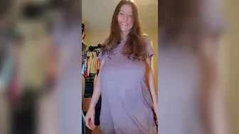 kcupqueen 26 09 2020 126659235 Flopping out of my nightgown