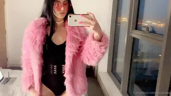 Mistress Karina onlyfans (2019 03 09) Hottest legs ever