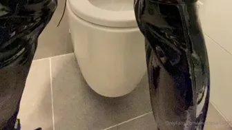 Anastasia Penny 18 05 2020 40500476