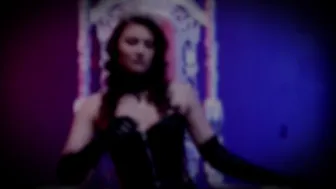 Ellie Idol_062 - Handjob In A Hat