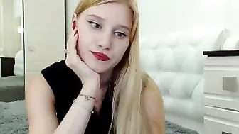 goldcurves  Whore with a wet pussy