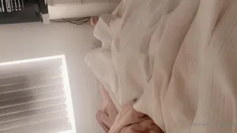 Lola aka lolachristina_2020-05-09 - 301012818