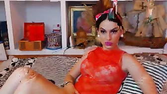 cute_ass4u  chaturbate hairbrush show