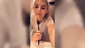 evaelfie onlyfans 5f8d7219262d59cb934ab source