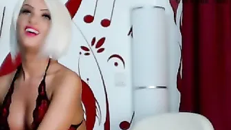 allesia  face riding followed by deep orgasm