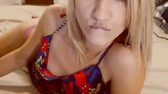 littlegirl19  adult webcam show