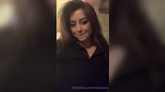 juicyjade9 onlyfans_Unzipping and bouncing my boobs with my hands up