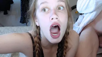 lian004 crazy babe shows beautiful breasts