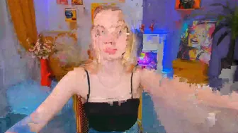 marta_prise handjob in front of the camera