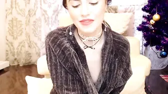 evarosse  hooker Playing With Her Shaved Pussy