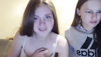 romantic_girl  fingered and toyed on webcam