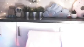 ashleyraye  Hot hustler wish create various tokens