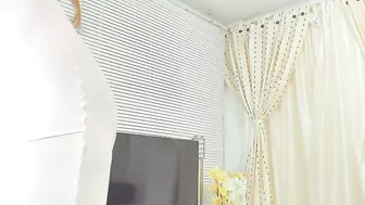 hedylammar  webcam exhibit with Shriek Orgasm