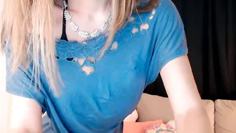 surfergirl121  crazy webcam hooker