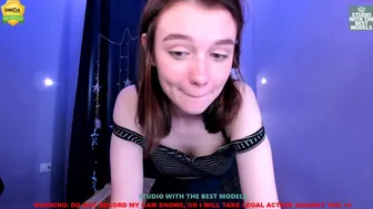 sara__shy_15092021_1041_female_chaturbate