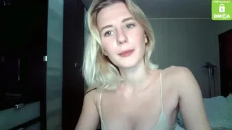 shining_beam_08092021_2204_female_chaturbate