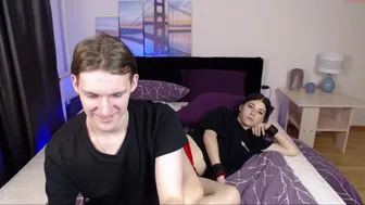 sarah_kurt_20092021_2316_couple_chaturbate