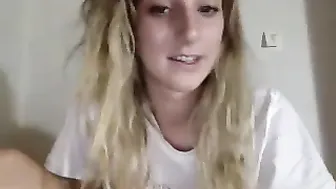 phoebefiends  Cute girlfriend on Cam